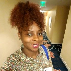 Meet your Posher, Kenyana